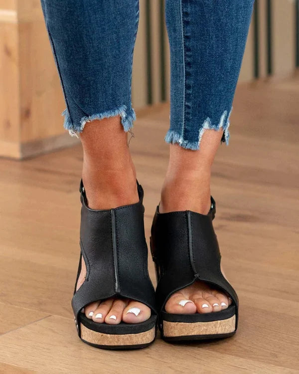 MERVOR -  Keilsandalen mit mittlerem Absatz